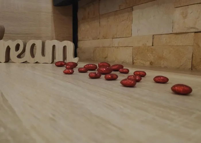 아파트 Sunset Milmari M10 카파오닉