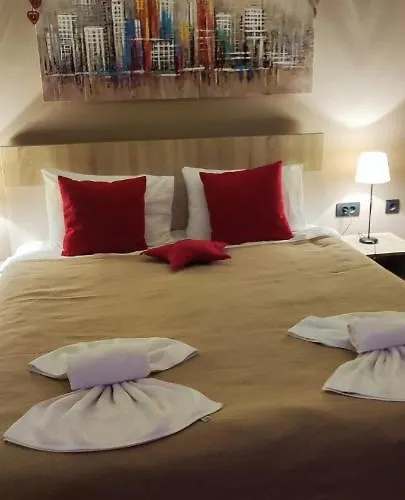 Sunset Milmari M10 아파트