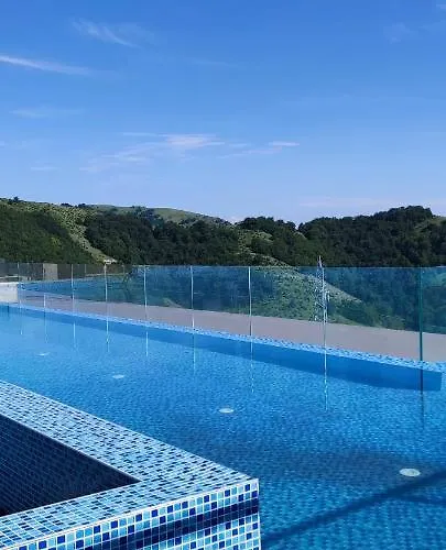 Sunset Milmari M10 아파트