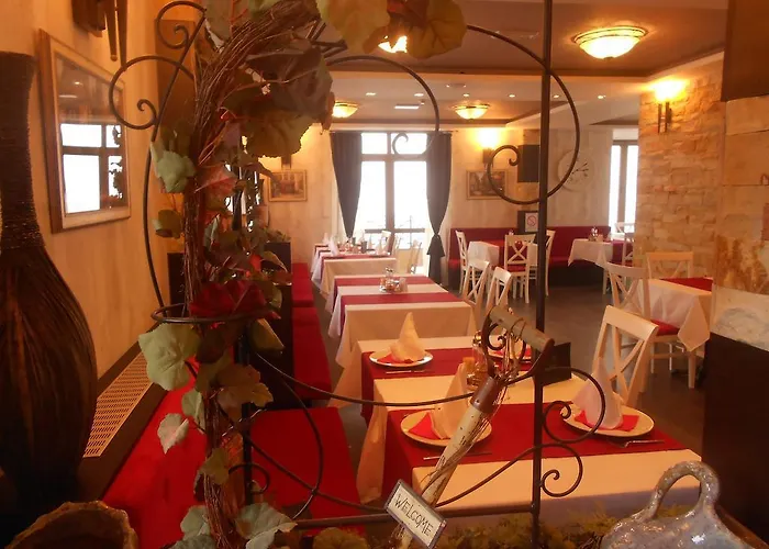 아파트 Sunset Milmari M10 카파오닉