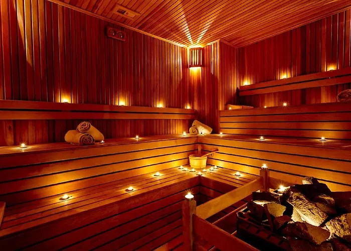 아파트 Sunset Milmari M10 카파오닉